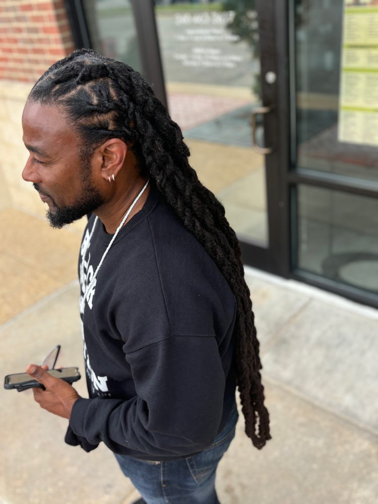 Loc Retwist Mid Back With Style