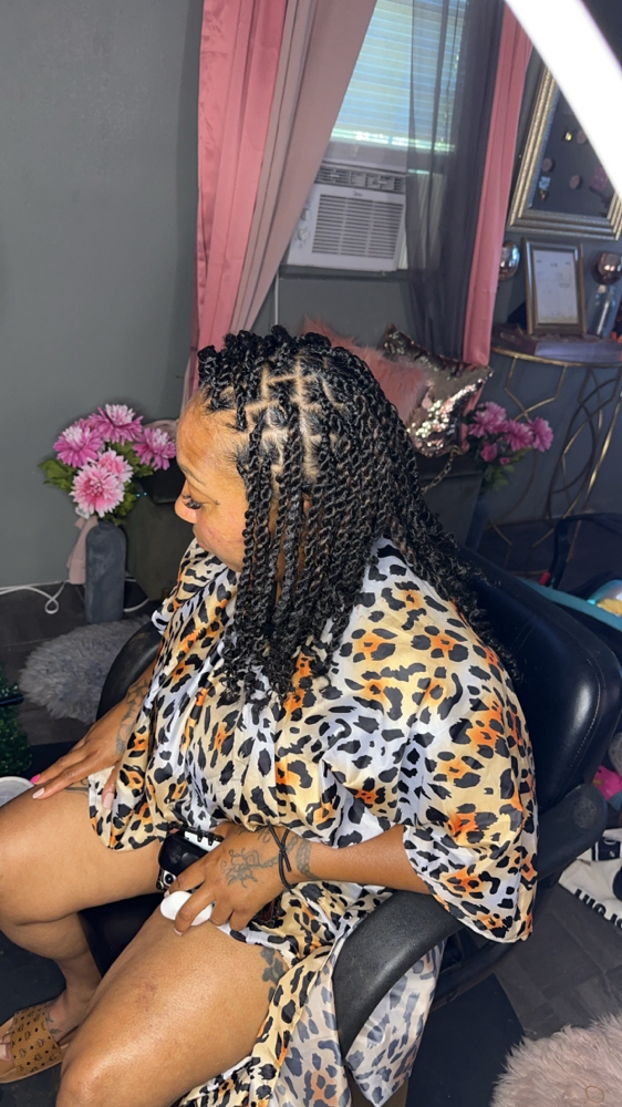 Doll twist With Curls
