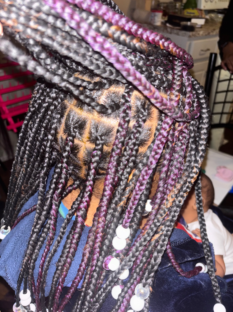 Medium knotless braids