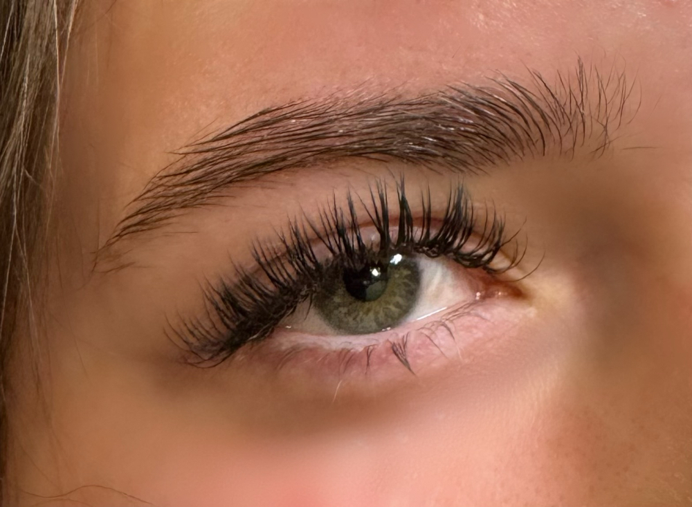 Full Set Classic Eyelash Extensions