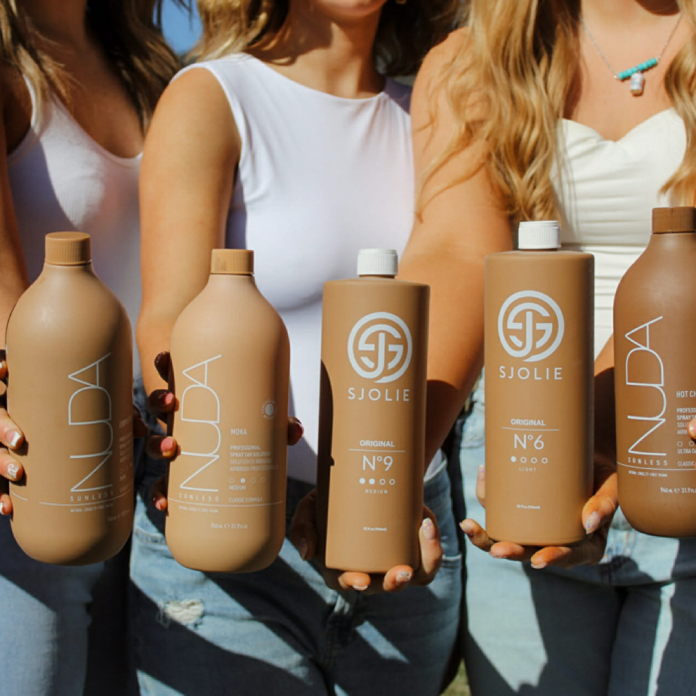 Spray Tan at Buckskins + Bronzed Spray Tans in Colville, WA