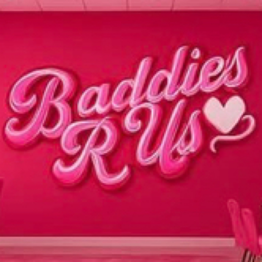 🩷 Bring Ur Baddie Besties Deal 🩷 at QUEEN AT BADDIES R’ US in Sacramento, CA