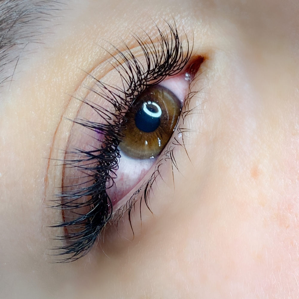 Refills 1wk Classic Lash Extensions