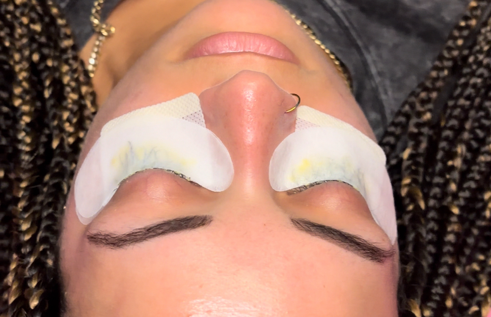 Lash Removal