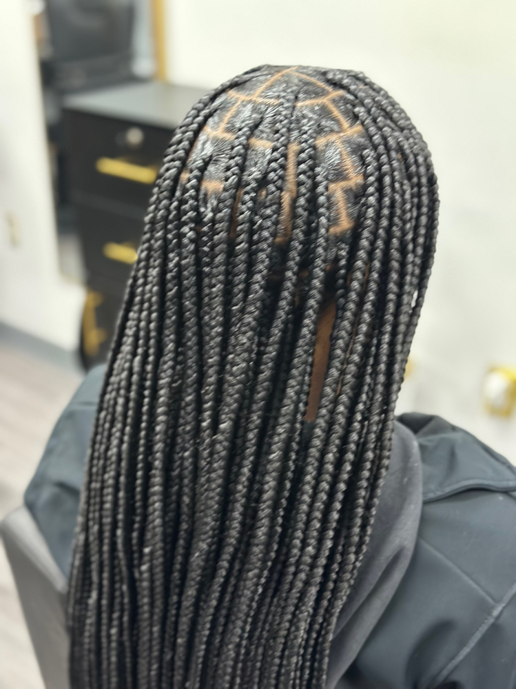 Smedium Knotless
