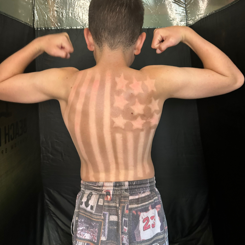 Flag Spraytan at Beach Bronzed Custom Spray Tans in Greenbrier, TN
