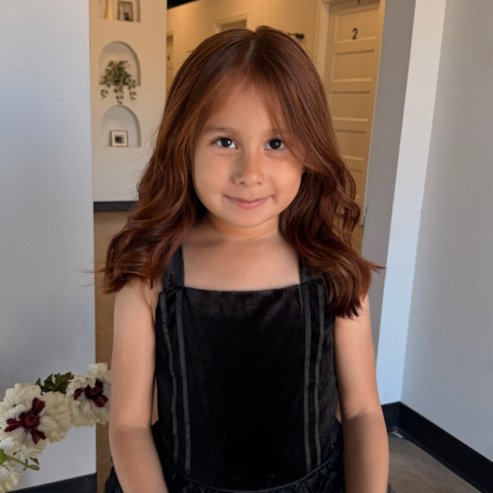 Little Girls Haircut (10 And Under) at Lesly.looks in Fort Worth, TX