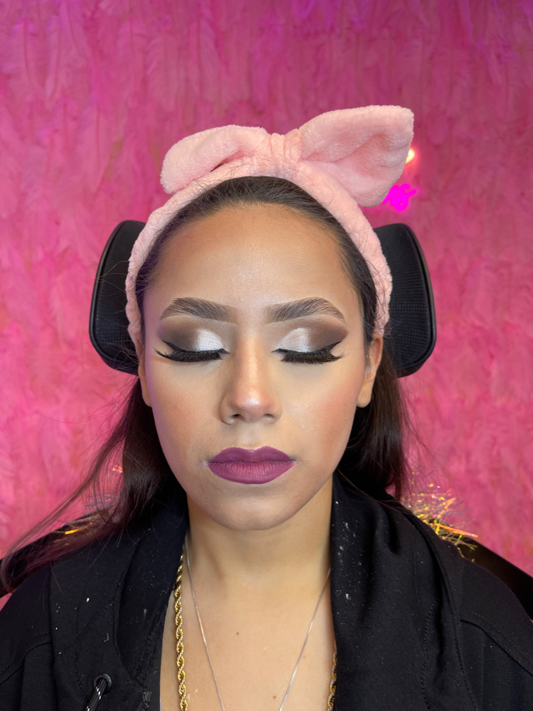 Glam(makeup)
