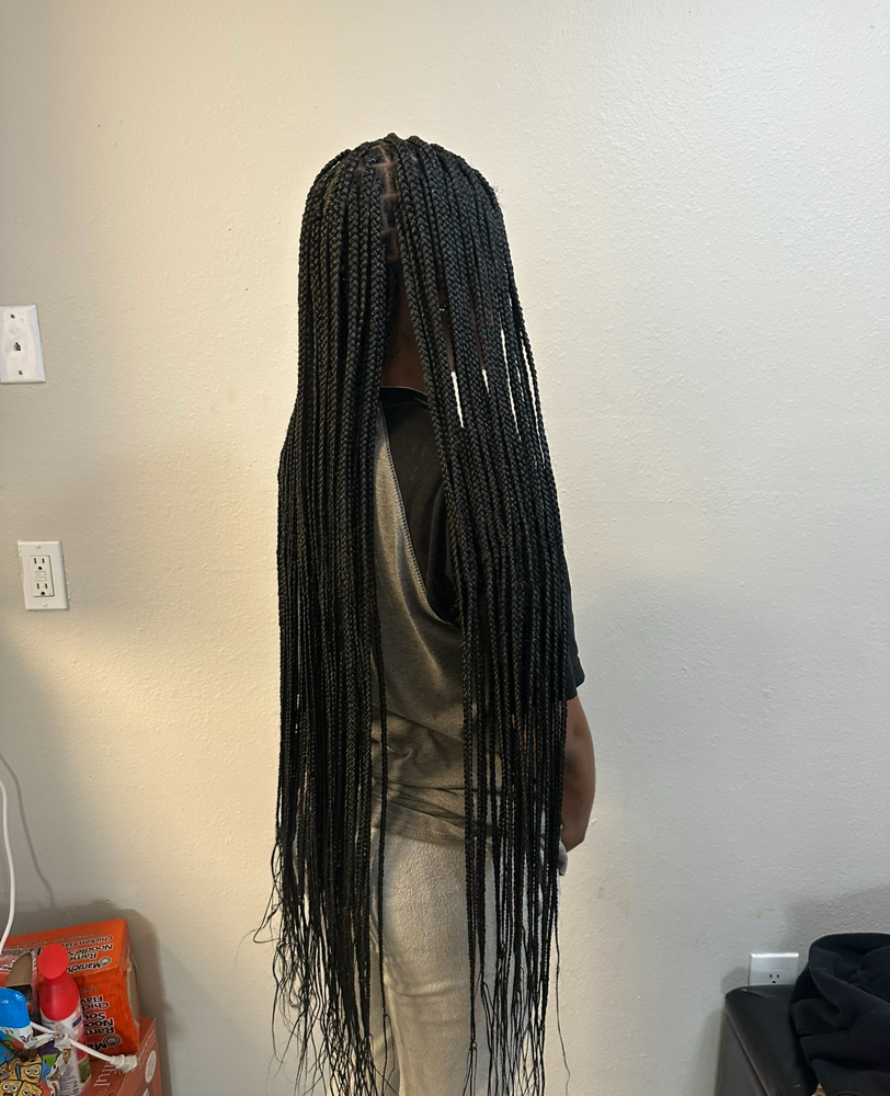 Smedium Knotless