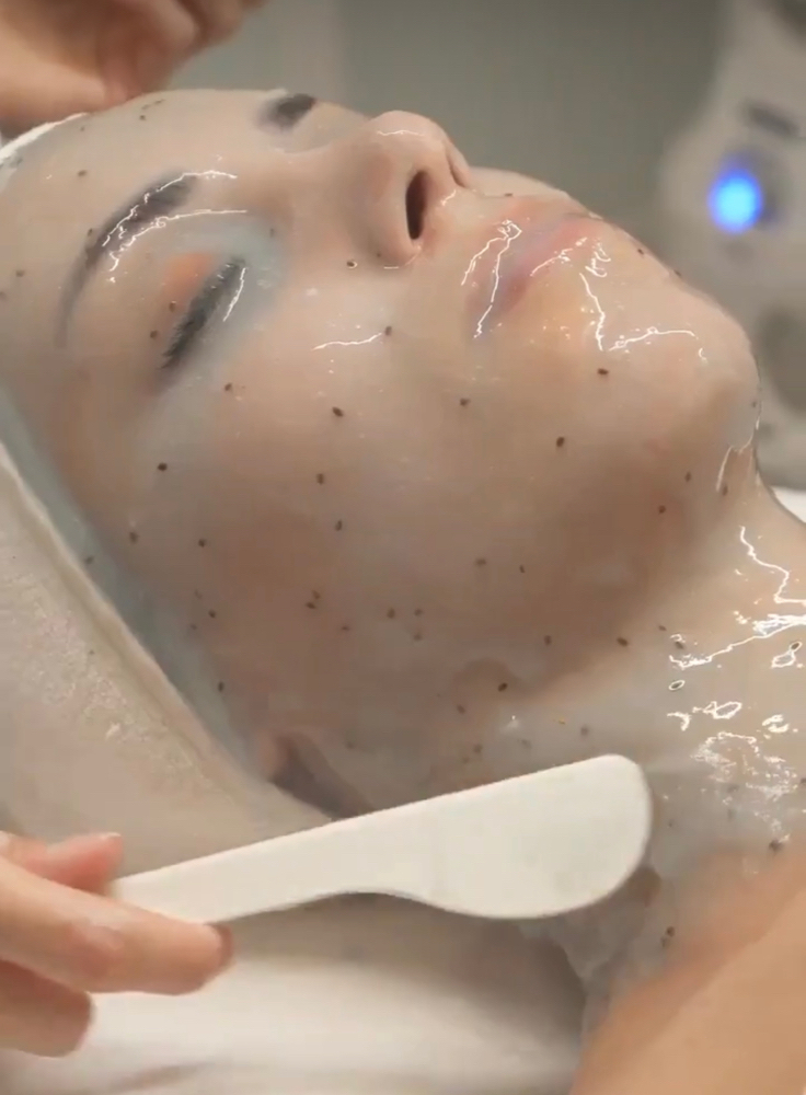 REFRESHING HYDROGELLY MASK ADD ON