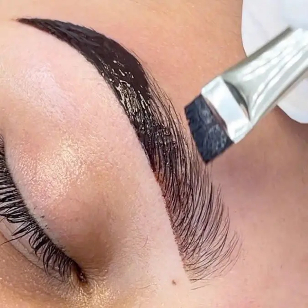 Eyebrow Tinting at Luxe Beauty Salon LLC in Covington Township, PA