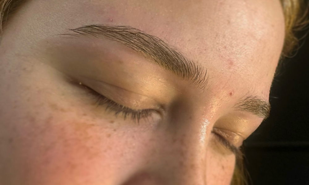 eyebrow wax