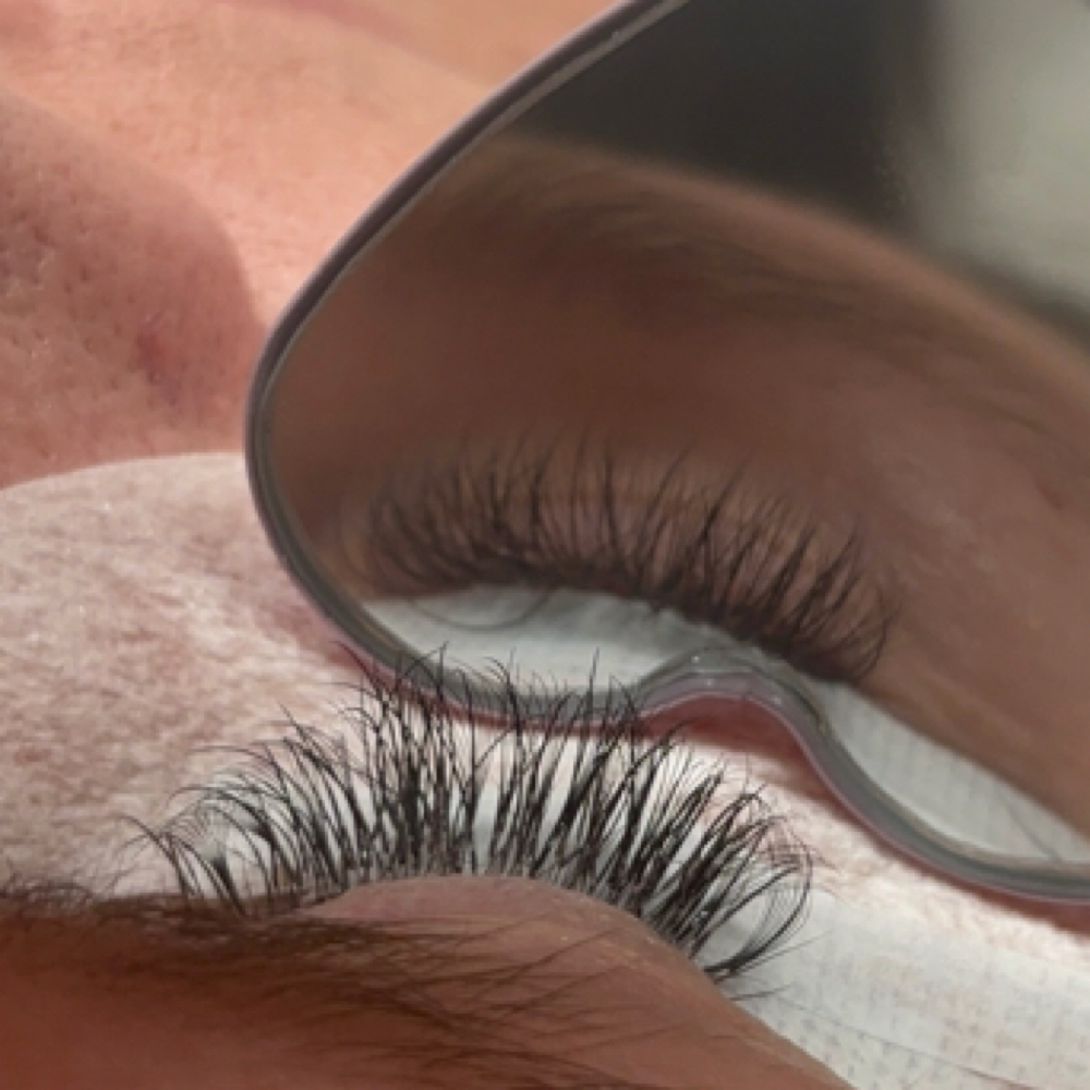 Classic Eyelash Extensions Full Set at Verdadera Beauty in Thornton, CO