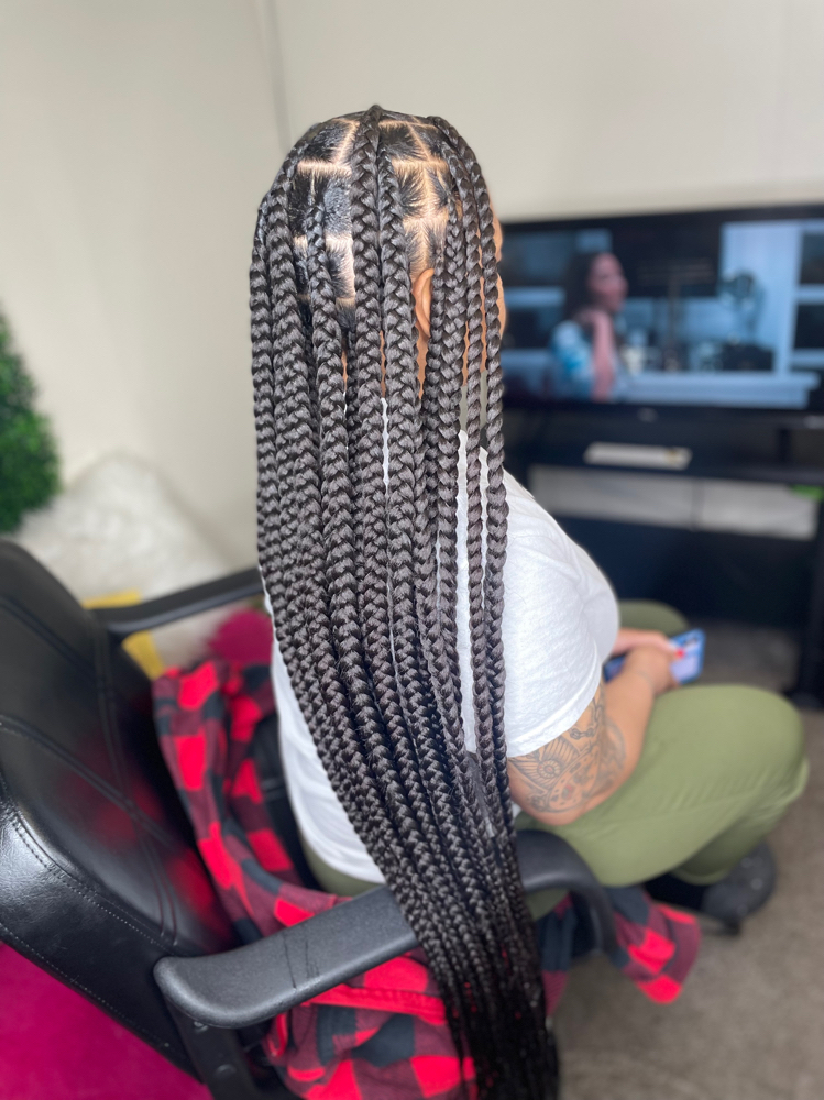 Large Knotless Braids