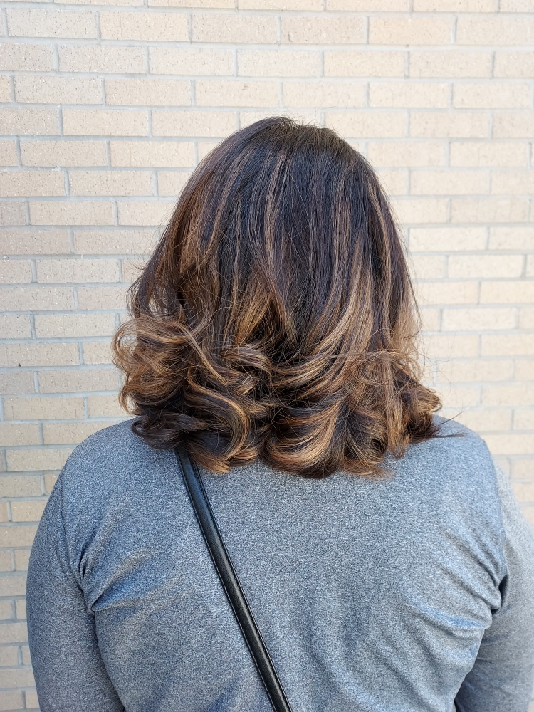 Mini Highlight at A Great Hair Day in Thornton, CO