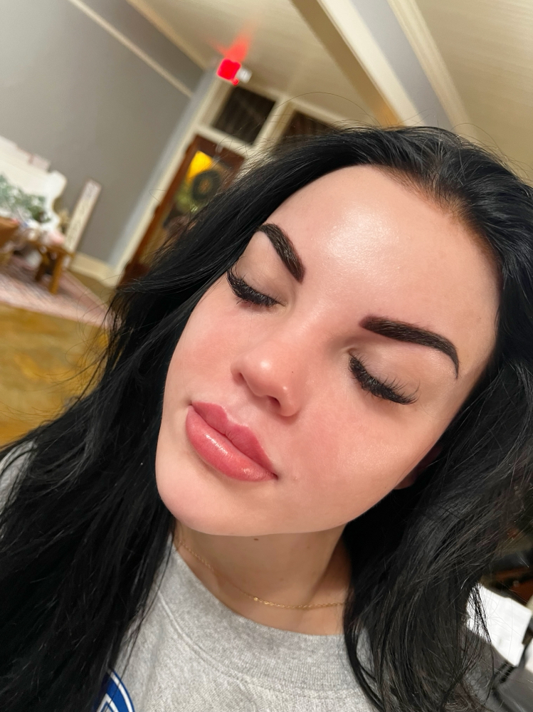 Permanent Lip Blush