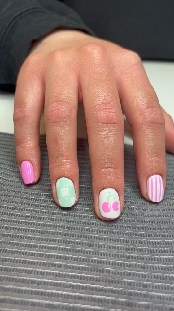 regular gel mani level 1 nail art