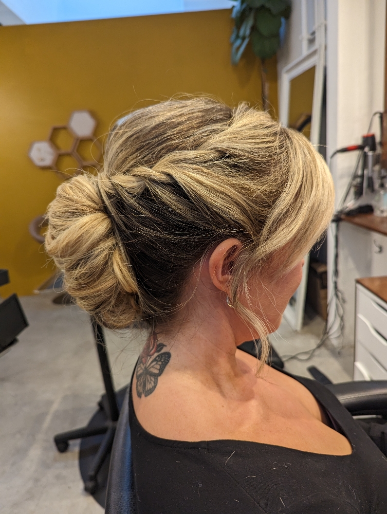 Updo - No Wash