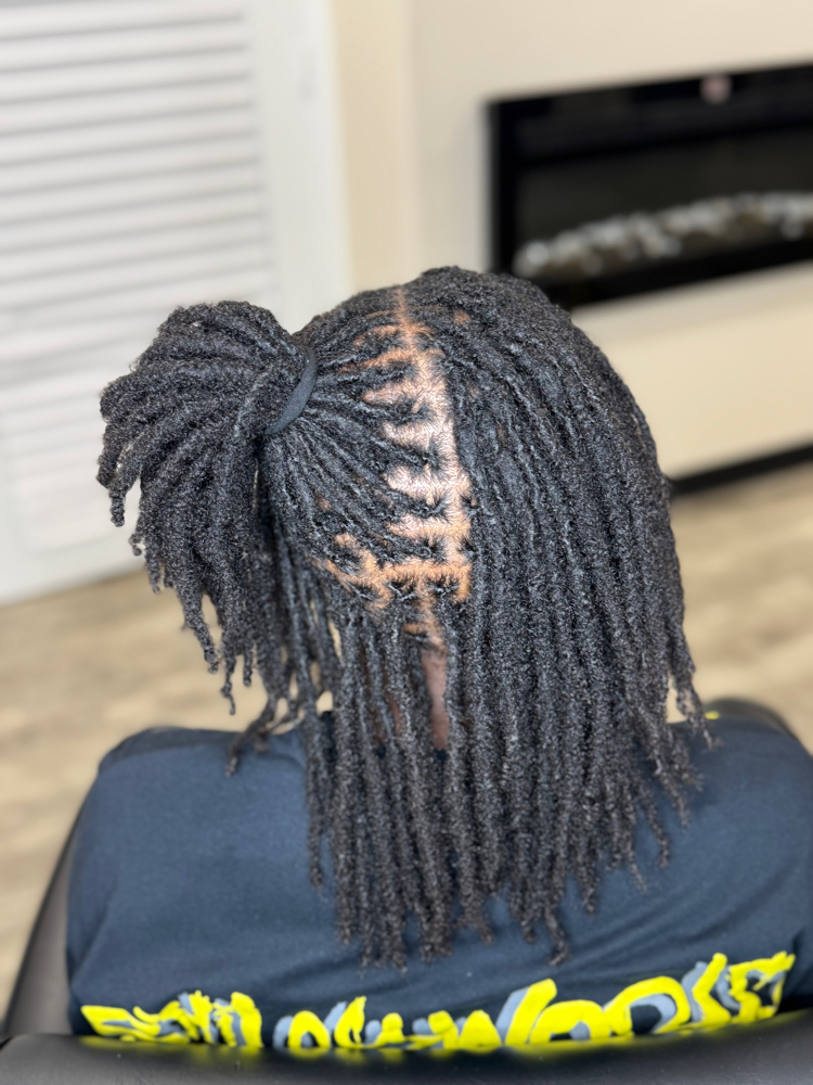 Traditional Loc Interlocing