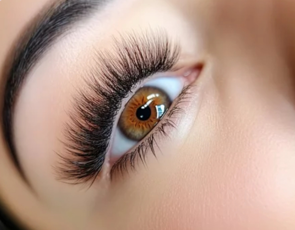Eyelash Extensions (Clusters)