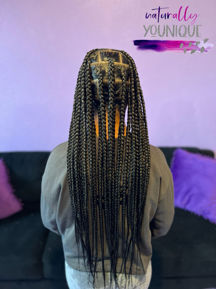 Middle School Large Knotless at Naturally Younique Studio in Coatesville, PA