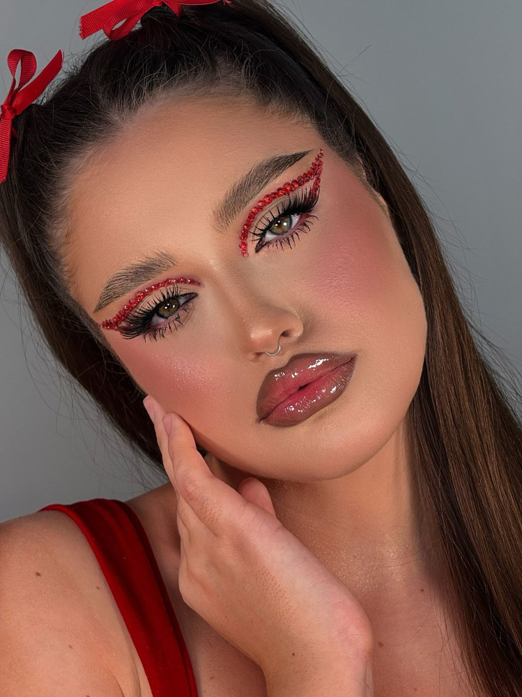 Creative Makeup at beauty_by_vlada in Overland Park, KS