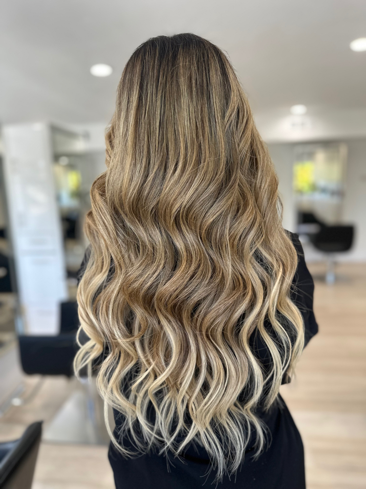 QIQI NON-TOXIC SMOOTHING TREATMENT + CUT & STYLE