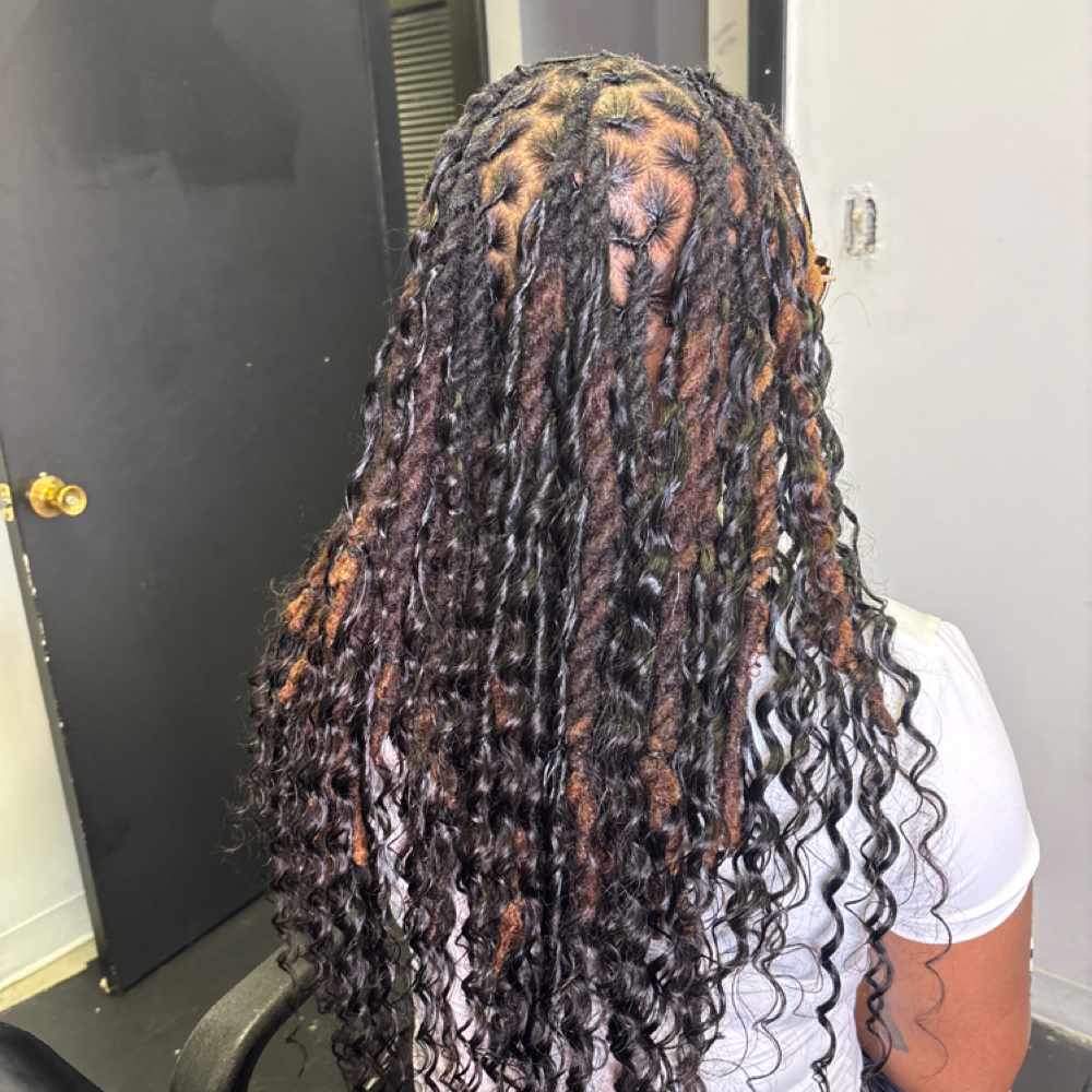 Royal Miracle Knots at KshareeKrowns in murfreesboro, TN