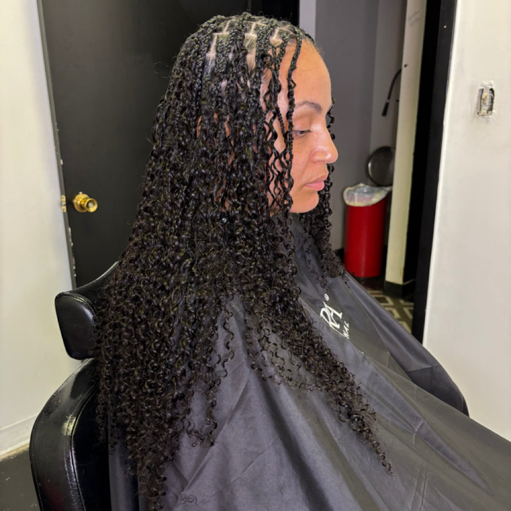 Royal Miracle Knots at KshareeKrowns in murfreesboro, TN