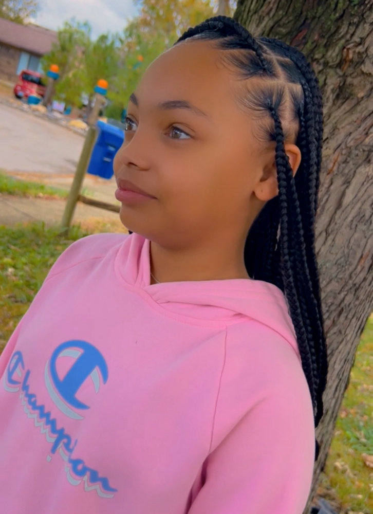 Ages 10-12 Knotless Braids (Medium)
