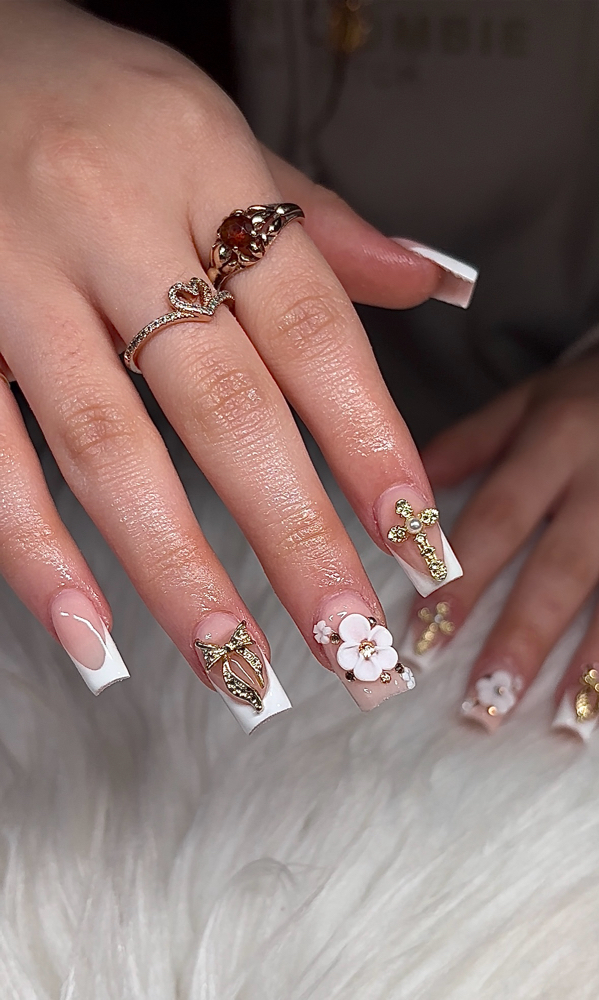 Acrylic Full Set at LainomiNails in Waukegan, IL