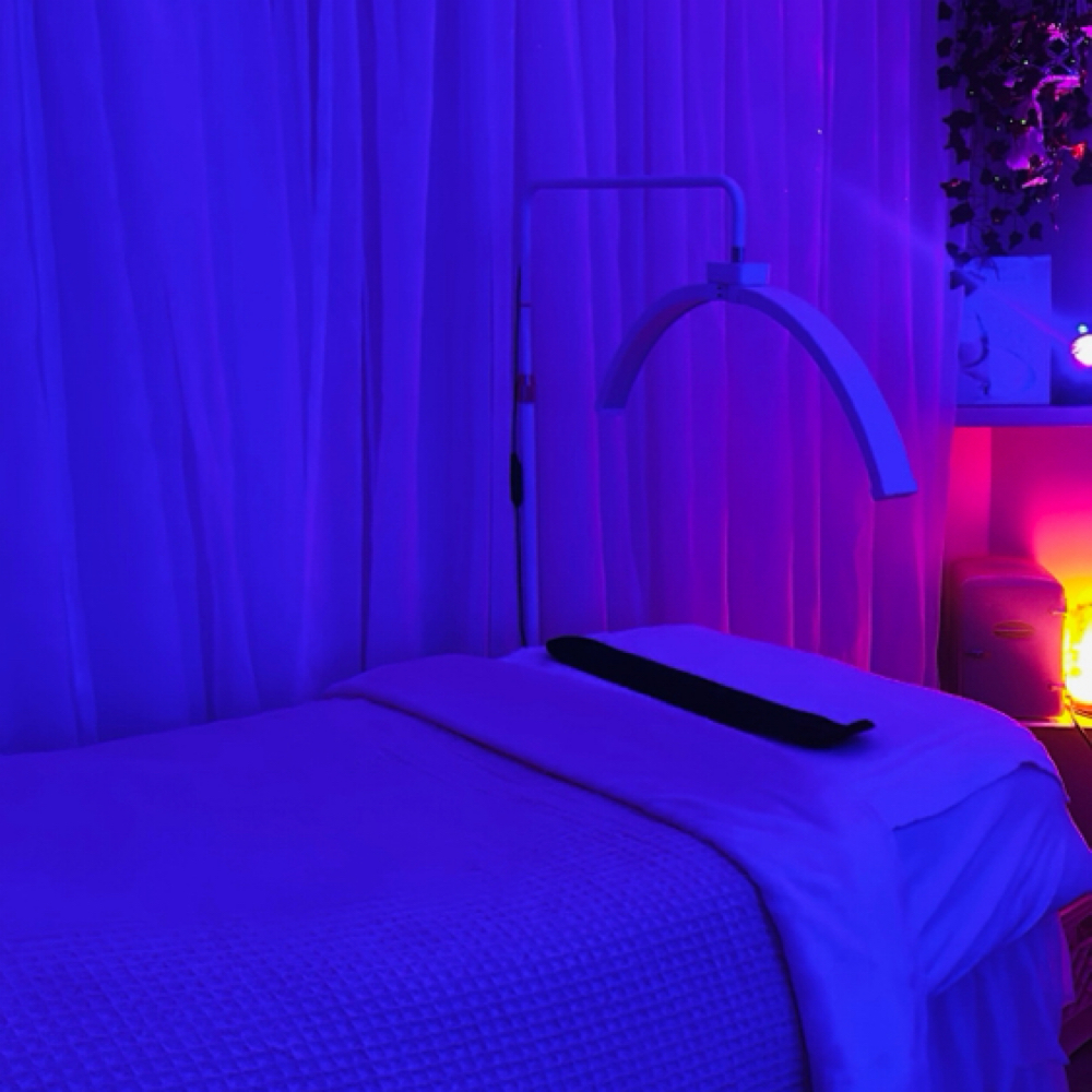 REFINED CUSTOM FACIAL- 60 MIN