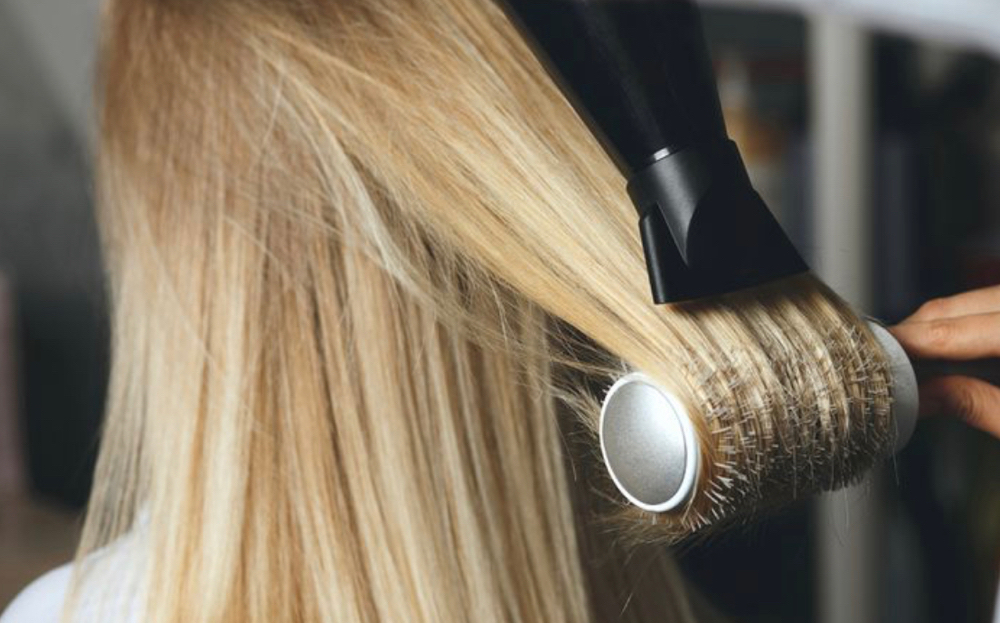 Shampoo/ Blowdry/style