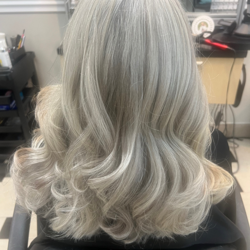 Foils Only at Beauty At Its Best in Montgomery, AL