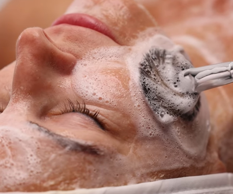 SENSITIVE SKIN W/ OXYGEN RX FACIAL