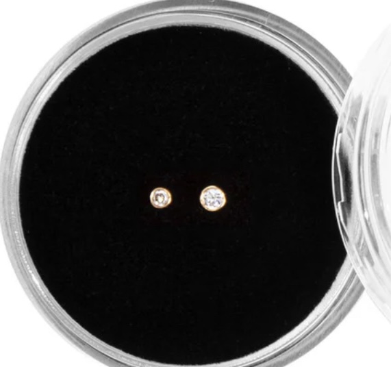 VVS Diamond Bezel Tooth Gem
