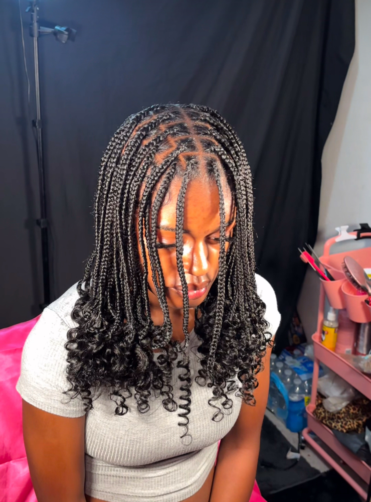 Small Bob Knotless