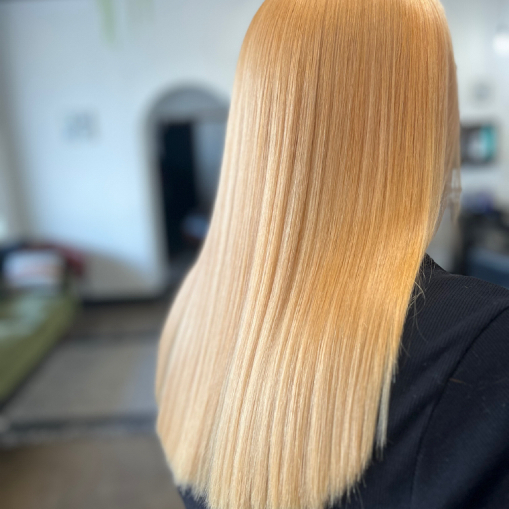 A Globol Bleach at A Honest style in Crowley, TX