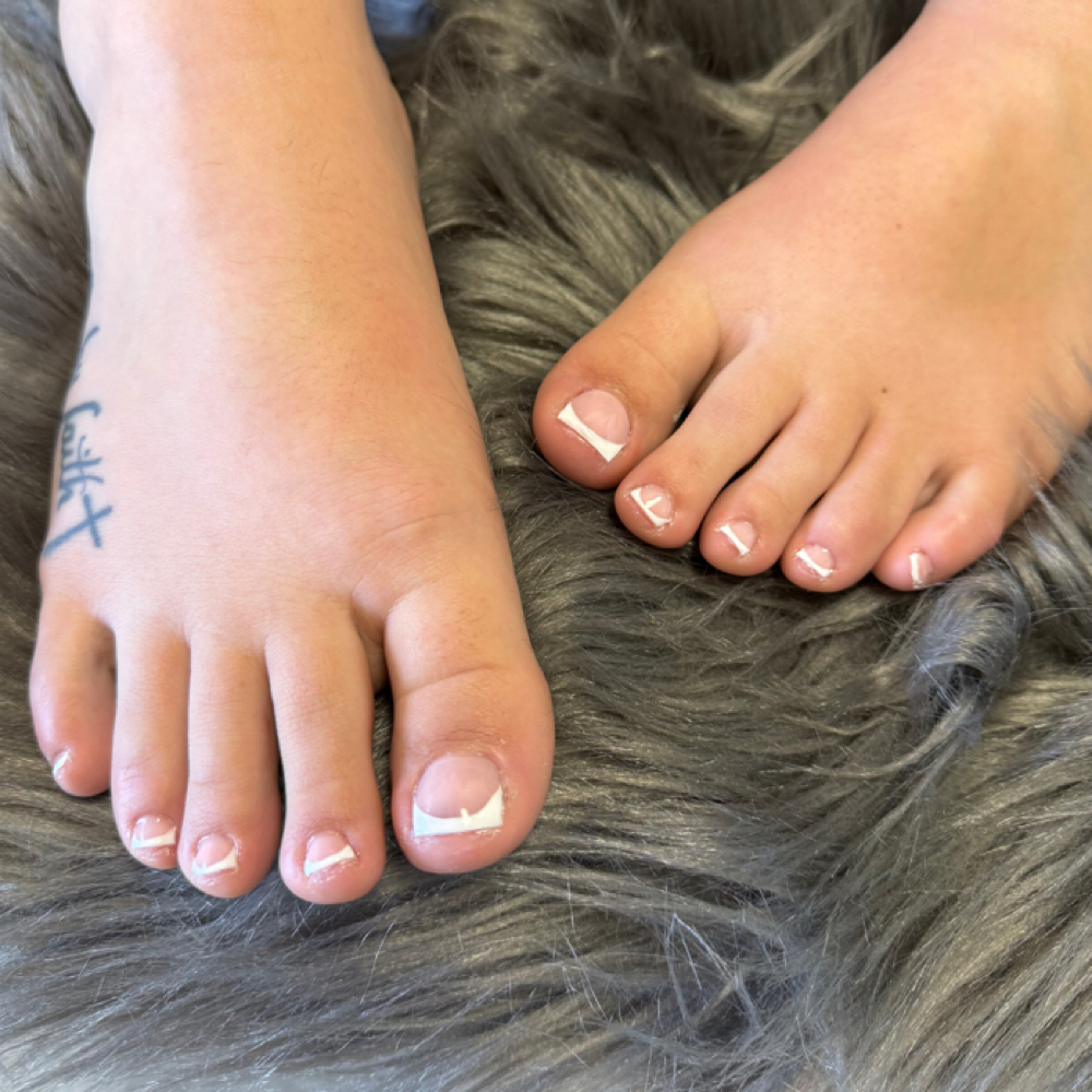acrylic toes at Lupethenailtech in Spring Creek, NV