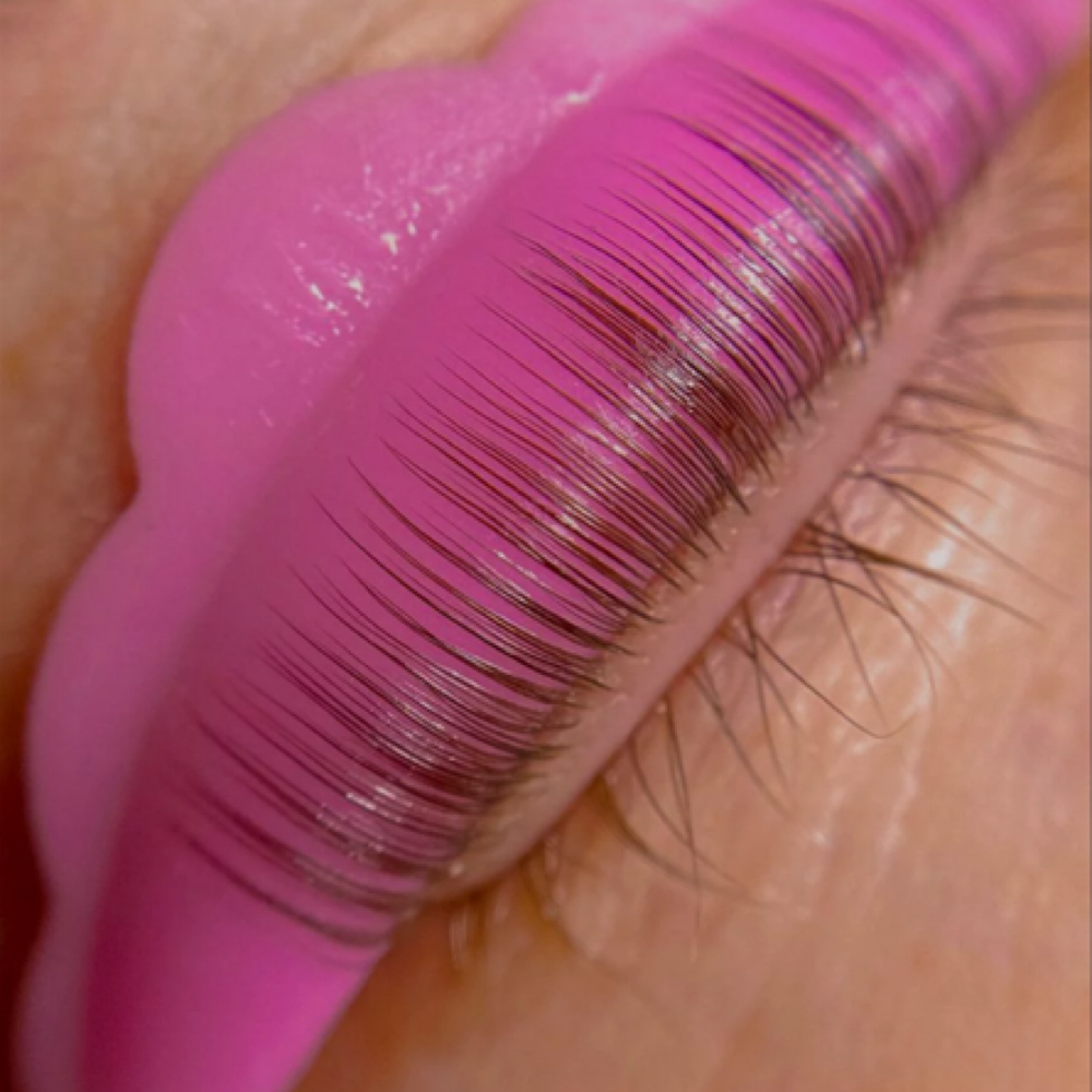 lash lift at UNIQ LASHES in puyallup, WA