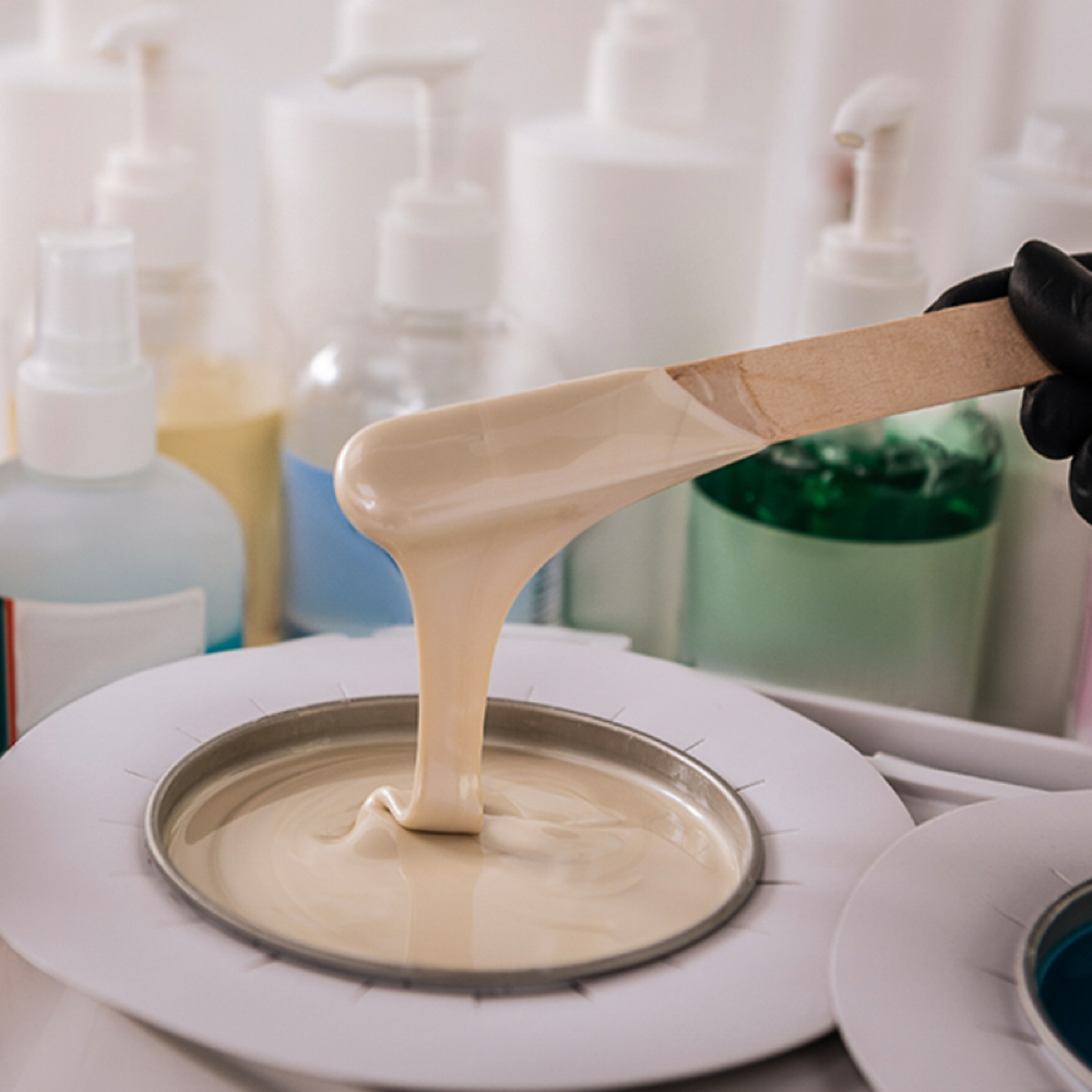 Eye Brow Wax at Shady Dale Studio in Cloverdale, IN