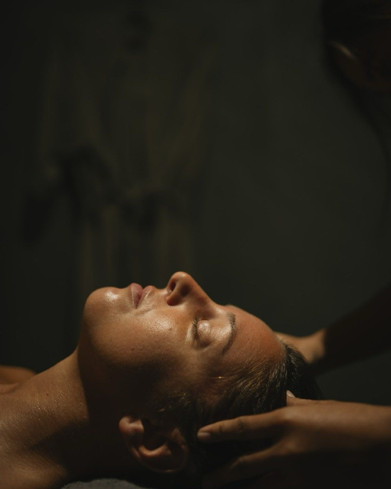 Aromatherapy Scalp Massage