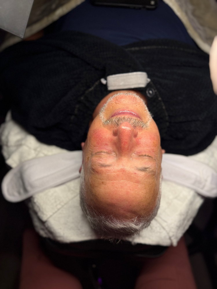 Custom Gentlemen’s Facial