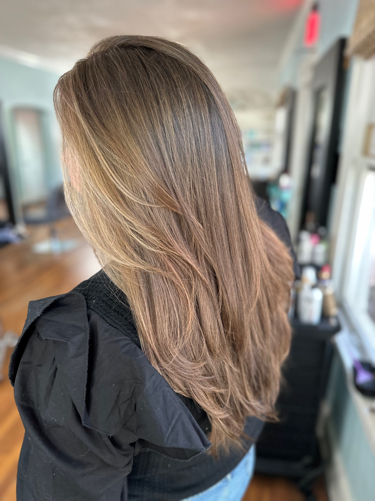 Haircut & Blowdry