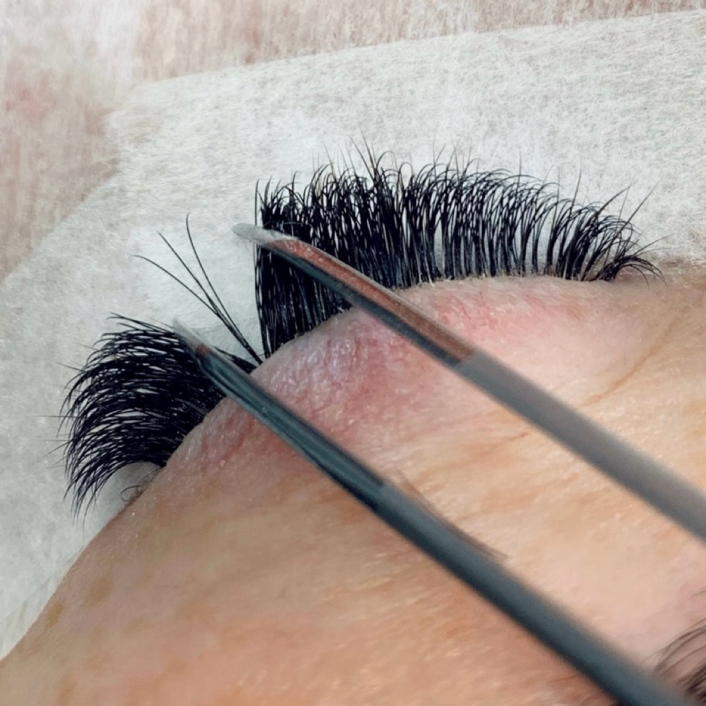 Hybrid 3-week Fill at Q Atelier Beauty in Alpharetta, GA