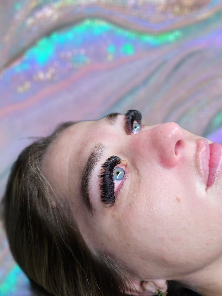 Full Set Lashes | April-May Special