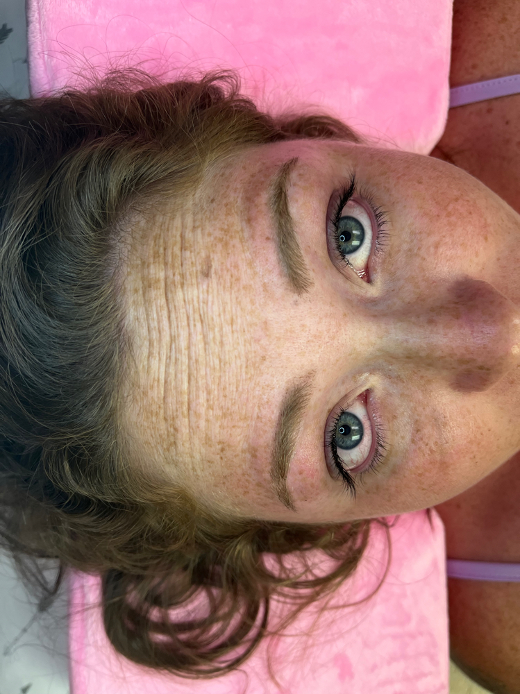 Lash Lift And Tint