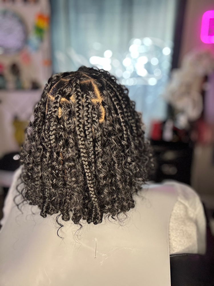 Medium Knotless Bob