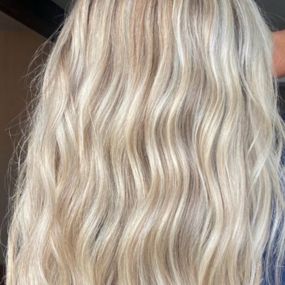Mini blonding session at BB Salon & Spa in Lawrence, KS