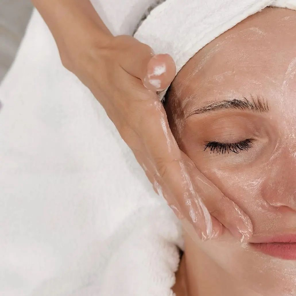 Aurvedic Facial